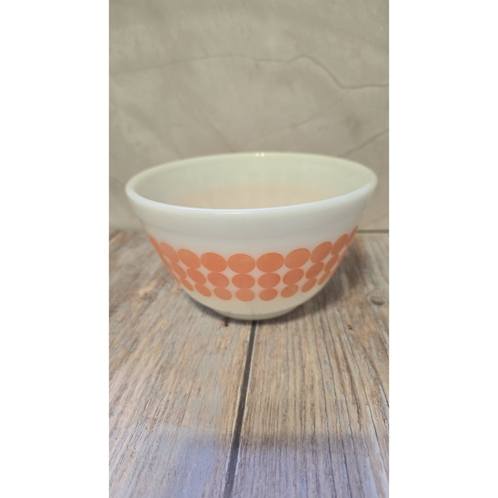 Pyrex Orange Polka Dot Bowls Set Of Three #401 Vintage Milk Glass 1.5 Quart - Picture 9 of 11